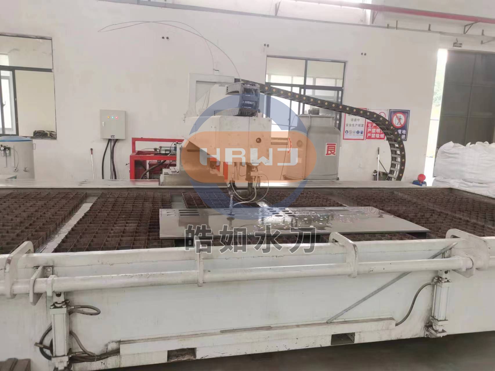 微信图片_20251112134613.jpg 微信图片_20251112134613.jpg